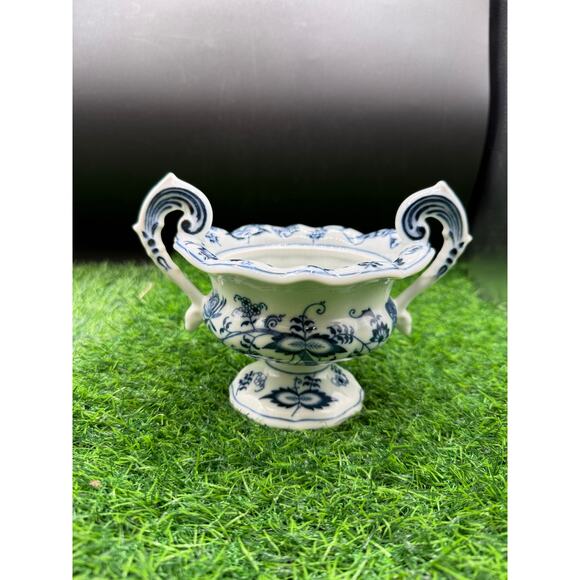 Blue Danube Mayonnaise / Sugar Pedestal Dish – Missing Lid